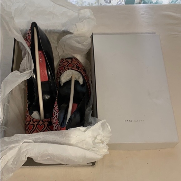 NIB MARC JACOBS FAB HEARTS PINK 9 - Picture 13 of 13